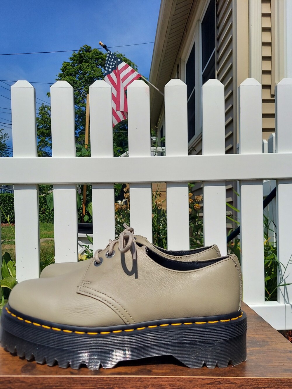 Dr. Martens 1461 Quad II Pisa Leather Tan Platform Oxford Women Size 9M Docs DM - Picture 2 of 13
